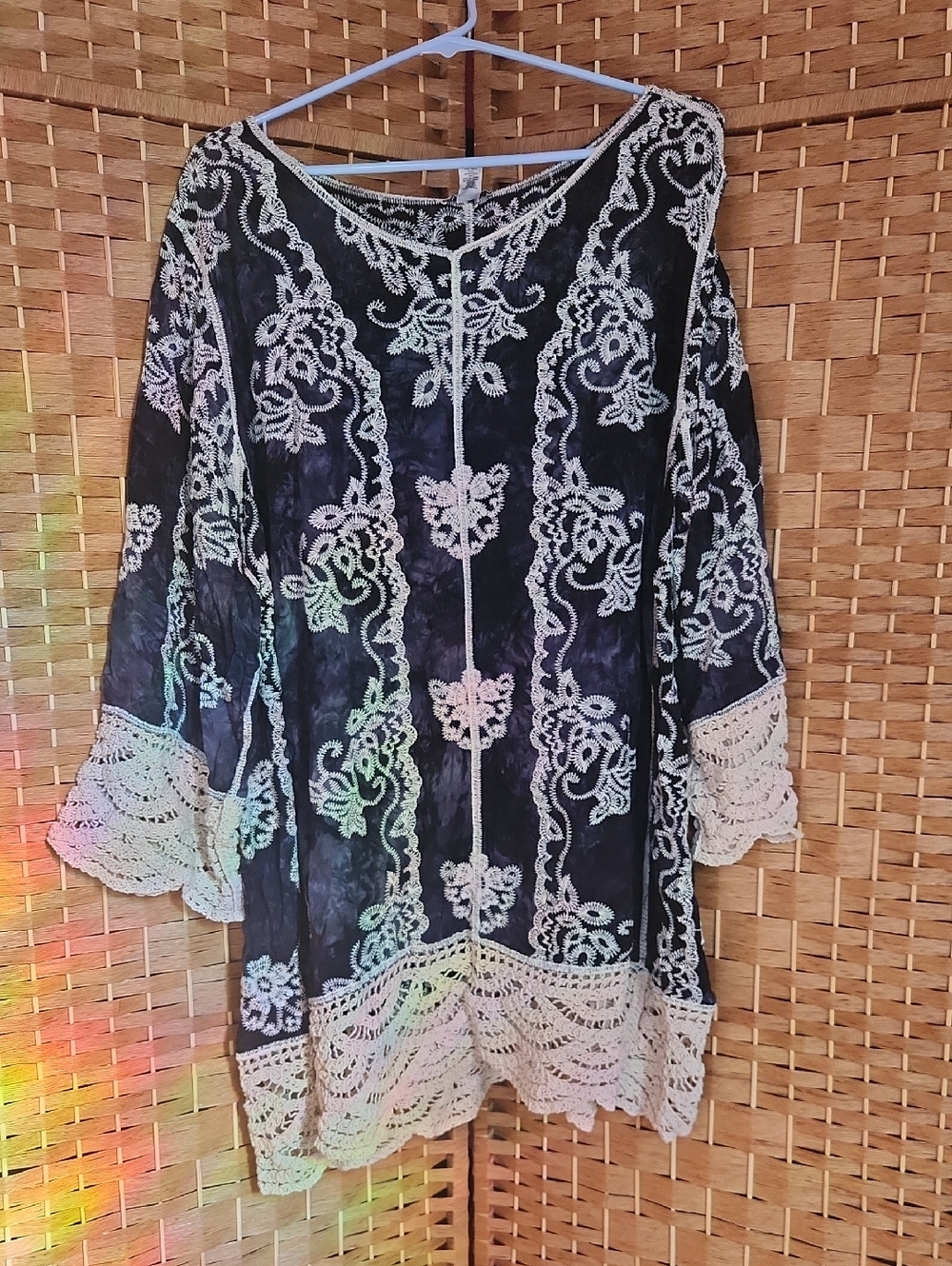 Est.1946 Women's Embroidered Navy Tunic with Beige Lace Trim Sz 22/24 (3x)